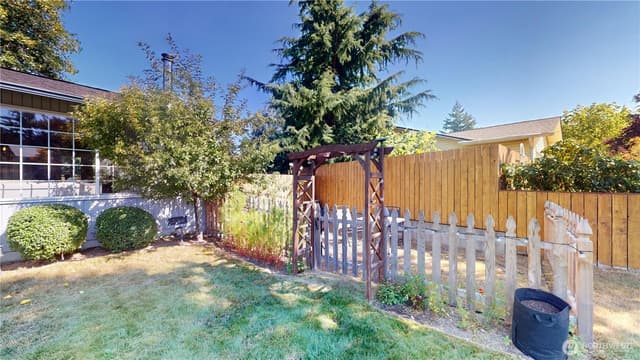 Property photo for 3000 NE 73rd Street, Bremerton photo 3