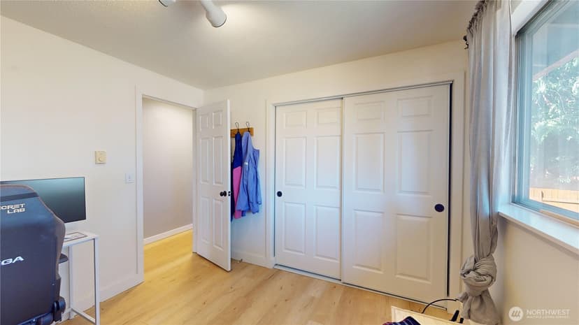 Property photo for 3000 NE 73rd Street, Bremerton photo 14