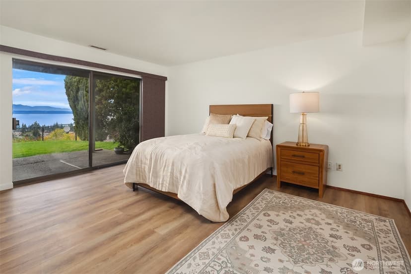 Property photo for 231 Skyline Drive, Edmonds photo 29