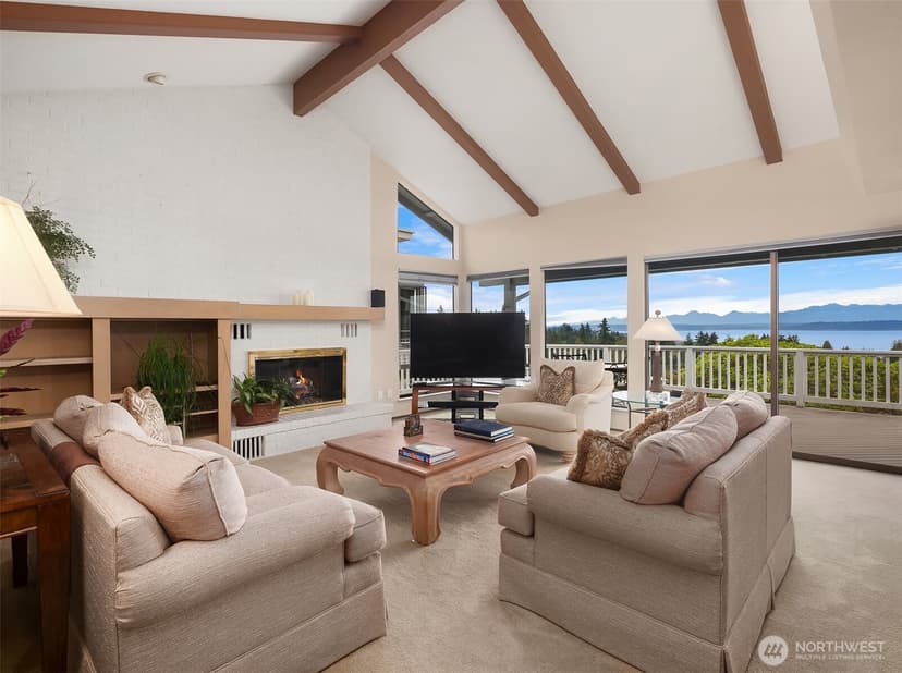 Property photo for 231 Skyline Drive, Edmonds photo 15
