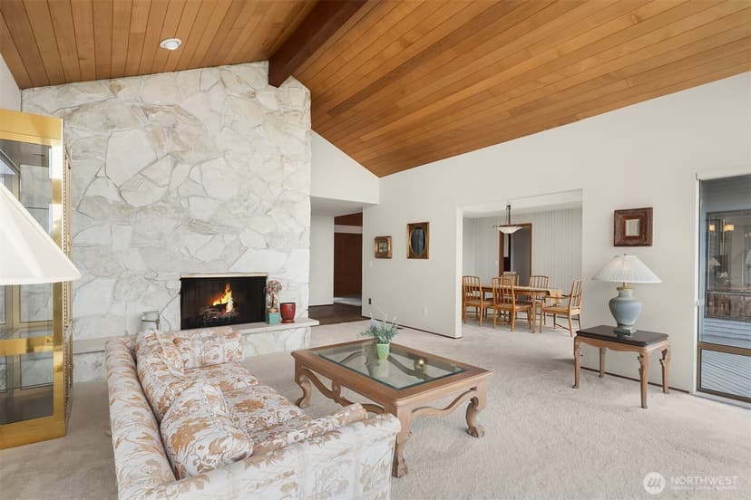 Property photo for 231 Skyline Drive, Edmonds photo 7