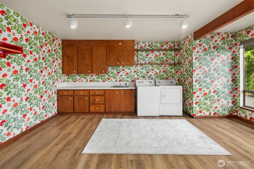 Property photo for 231 Skyline Drive, Edmonds photo 27