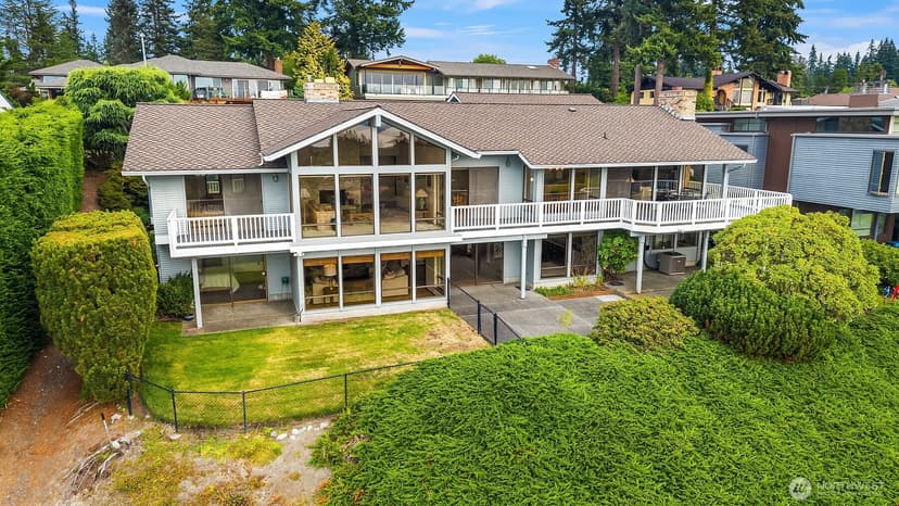 Property photo for 231 Skyline Drive, Edmonds photo 38
