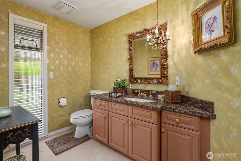 Property photo for 231 Skyline Drive, Edmonds photo 22