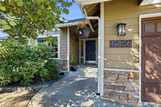 Property photo for 19806 121st Street Ct E, Bonney Lake photo 3