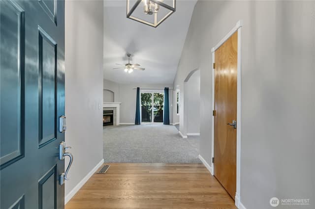 Property photo for 19806 121st Street Ct E, Bonney Lake photo 4
