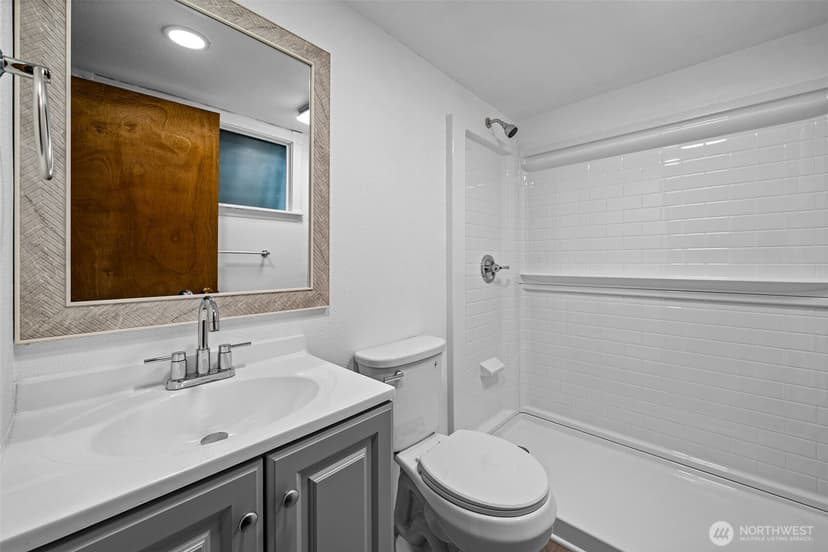 Property photo for 32715 30th Avenue SW, Federal Way photo 21