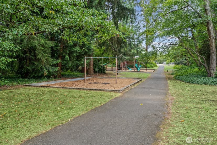 Property photo for 32715 30th Avenue SW, Federal Way photo 38