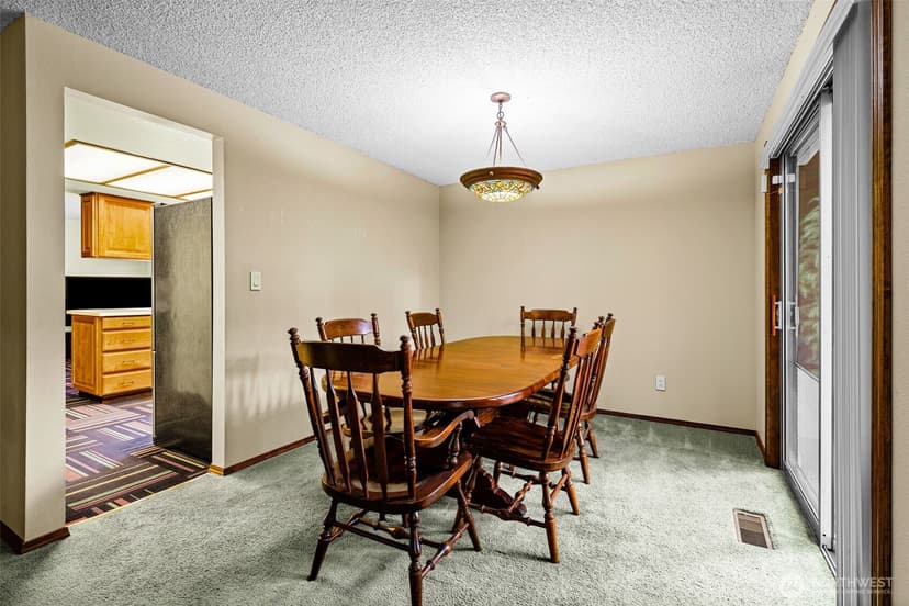 Property photo for 32715 30th Avenue SW, Federal Way photo 8