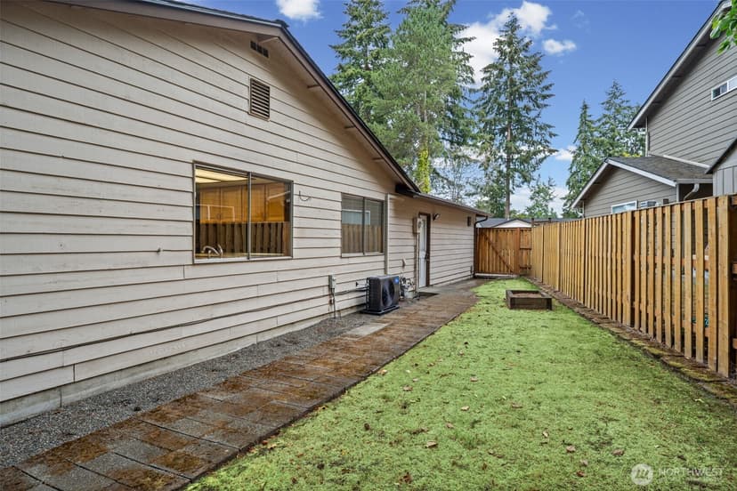 Property photo for 32715 30th Avenue SW, Federal Way photo 30