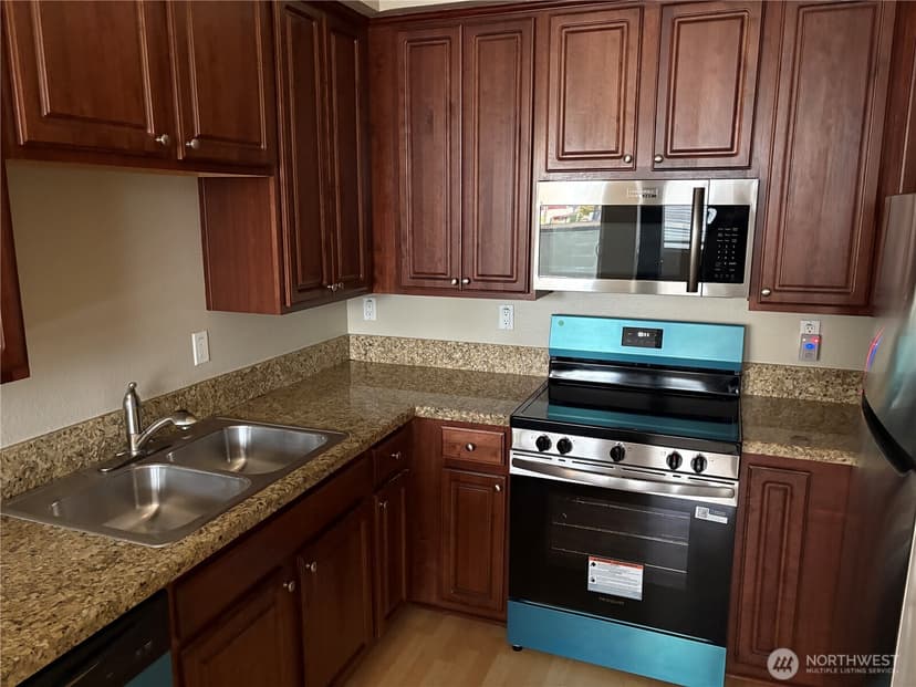 Property photo for 225 Logan Avenue S #111, Renton photo 21