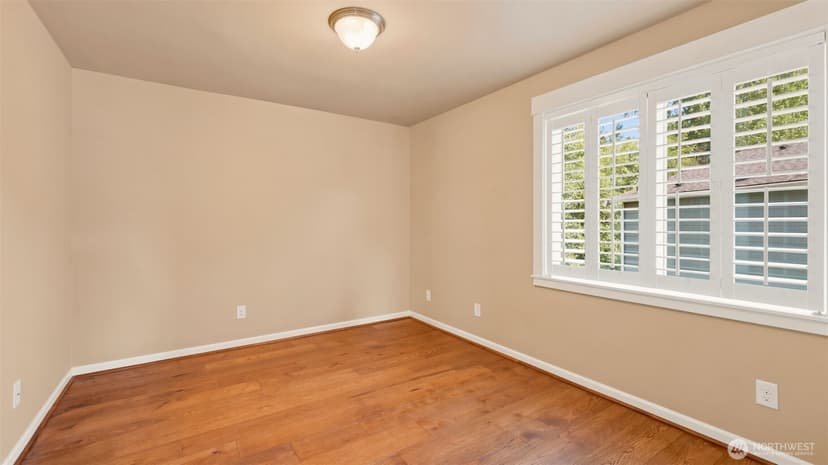Property photo for 5500 NE 9th Street, Renton photo 28