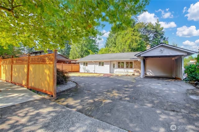 Property photo for 16817 15th Avenue NE, Shoreline photo 2