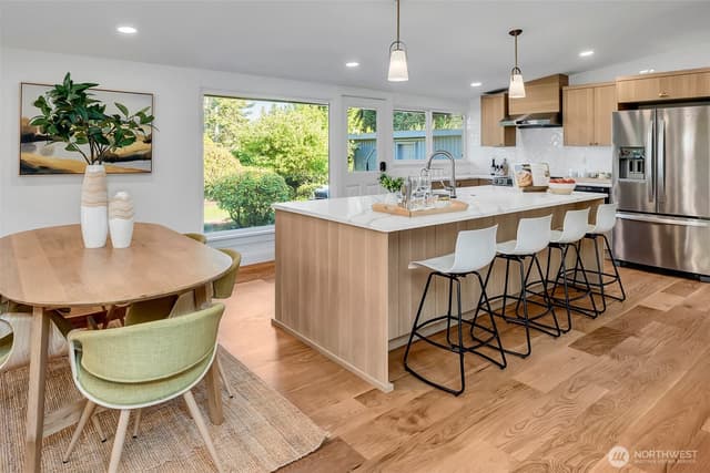 Property photo for 2434 73rd Avenue SE, Mercer Island photo 5