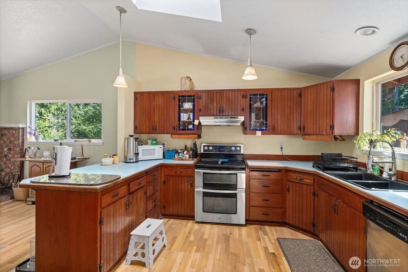 Property photo for 19224 Sprague Drive, Bothell photo 12