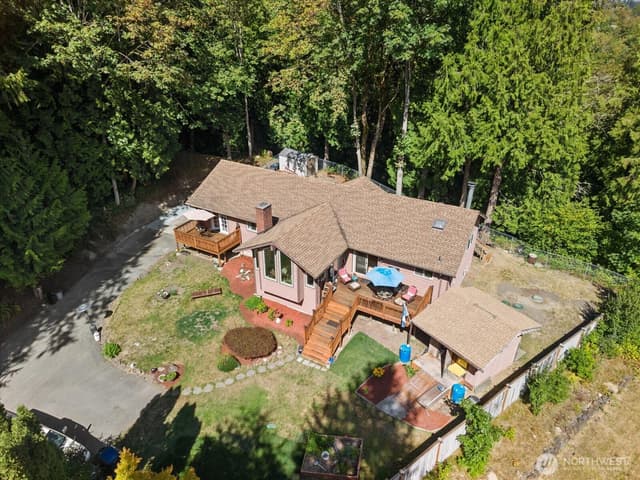 Property photo for 19224 Sprague Drive, Bothell photo 2