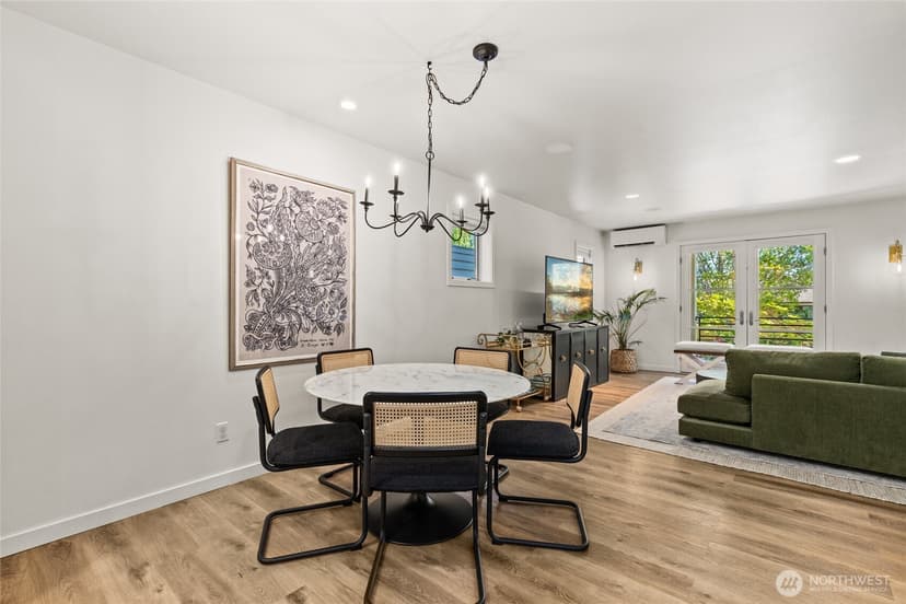 Property photo for 300 26th Avenue E #D, Seattle photo 10