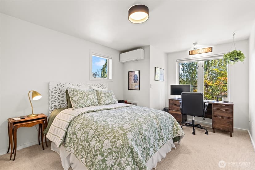 Property photo for 300 26th Avenue E #D, Seattle photo 23