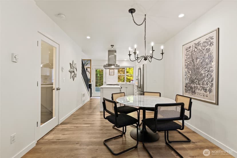 Property photo for 300 26th Avenue E #D, Seattle photo 18
