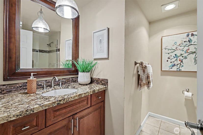 Property photo for 7903 Onyx Court SW, Lakewood photo 11