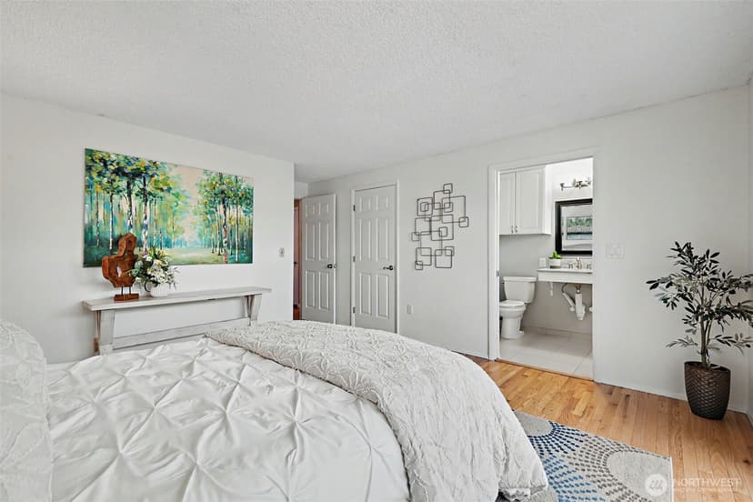 Property photo for 7903 Onyx Court SW, Lakewood photo 8