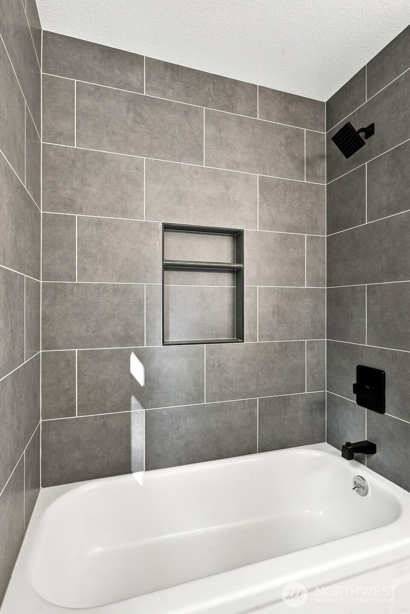 Property photo for 27607 129th Court SE, Kent photo 24