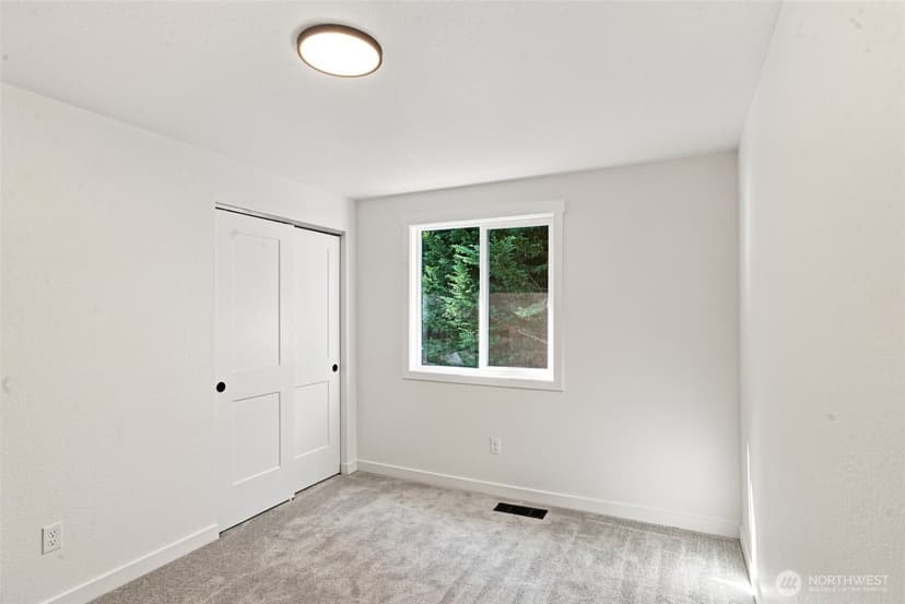 Property photo for 27607 129th Court SE, Kent photo 33