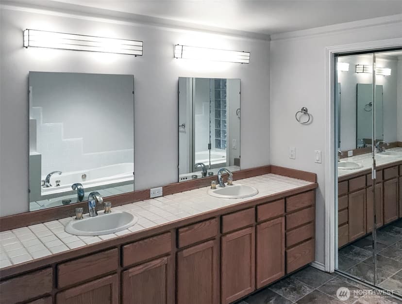 Property photo for 2349 SW Harbor Avenue SW #101, Seattle photo 13