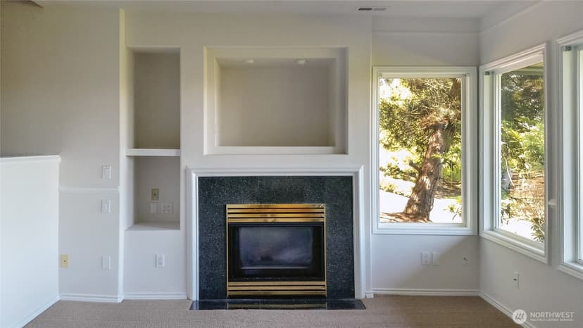 Property photo for 2349 SW Harbor Avenue SW #101, Seattle photo 5