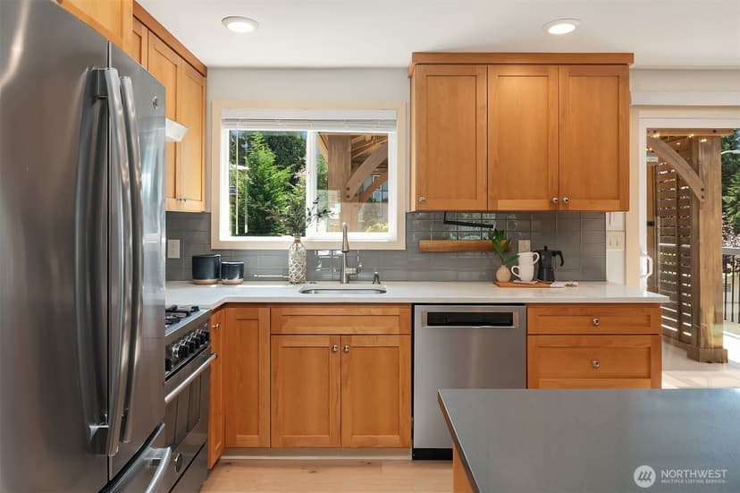 Property photo for 8003 NE 128th Street, Kirkland photo 15