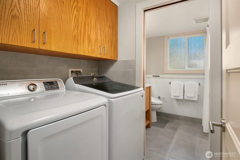 Property photo for 8003 NE 128th Street, Kirkland photo 30