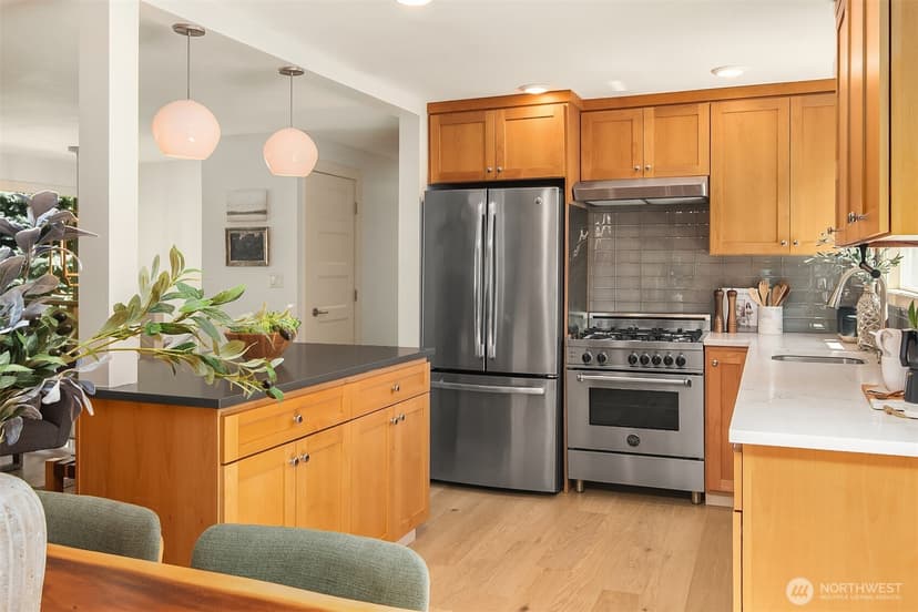 Property photo for 8003 NE 128th Street, Kirkland photo 19