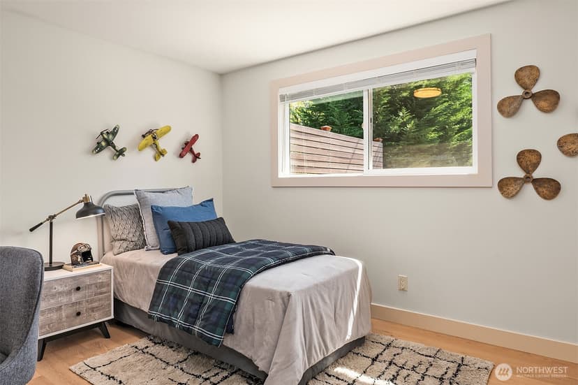 Property photo for 8003 NE 128th Street, Kirkland photo 25