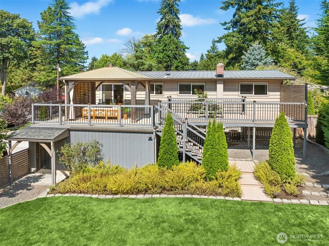 Property photo for 8003 NE 128th Street, Kirkland photo 2