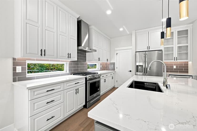 Property photo for 8121 35th Street W, University Place photo 15