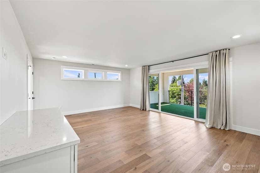 Property photo for 8121 35th Street W, University Place photo 19
