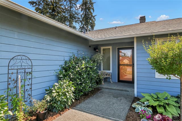 Property photo for 1108 118th Place SE, Everett photo 3