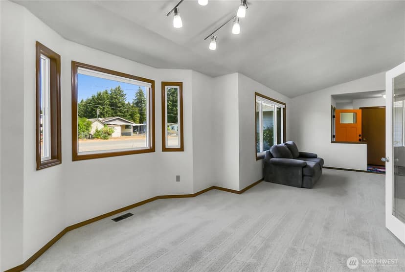 Property photo for 1108 118th Place SE, Everett photo 7