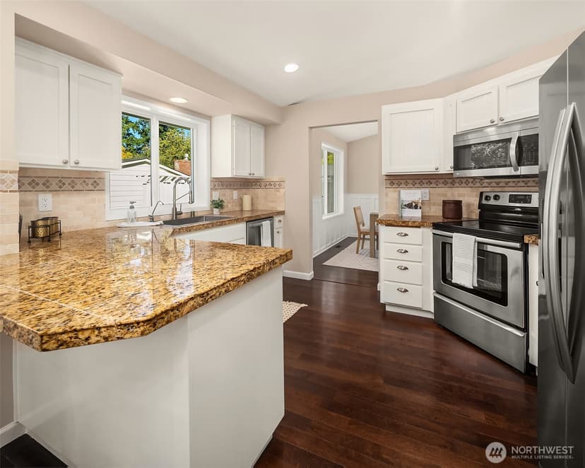 Property photo for 8623 242nd Street SW, Edmonds photo 11