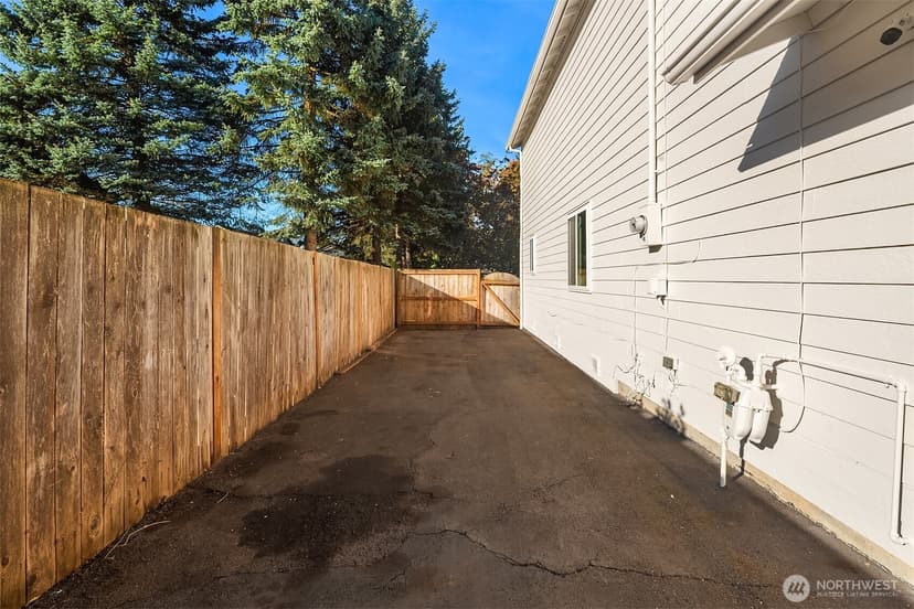Property photo for 8623 242nd Street SW, Edmonds photo 34