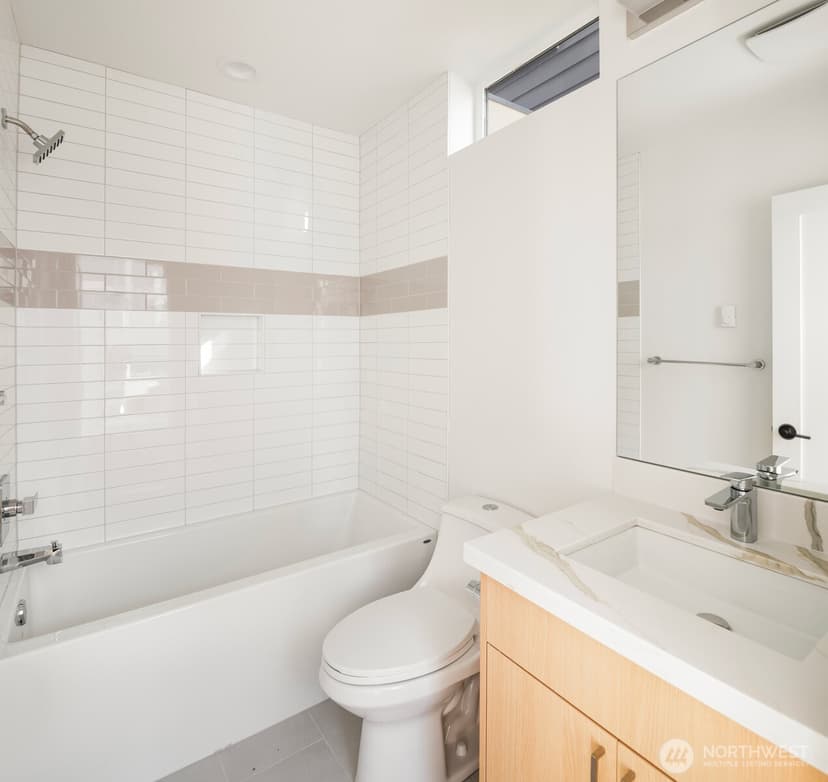Property photo for 634 N 92nd Street, Seattle photo 17