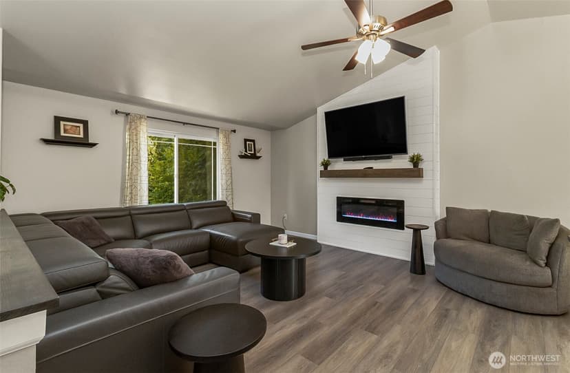 Property photo for 17116 120th Place NE, Arlington photo 15