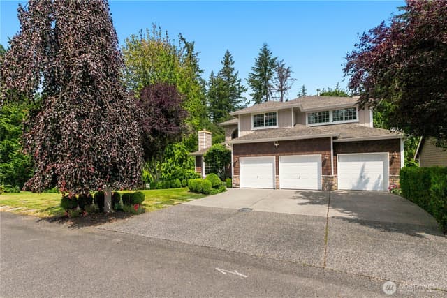 Property photo for 11215 29th Street SE, Lake Stevens photo 2
