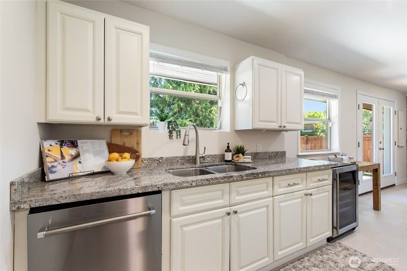 Property photo for 10356 Dibble Avenue NW, Seattle photo 23