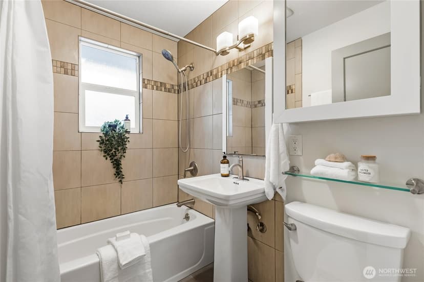 Property photo for 10356 Dibble Avenue NW, Seattle photo 29
