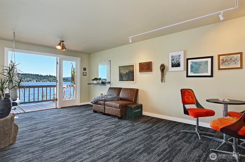 Property photo for 9620 Rainier Avenue S, Seattle photo 17