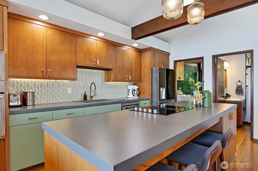 Property photo for 9620 Rainier Avenue S, Seattle photo 11