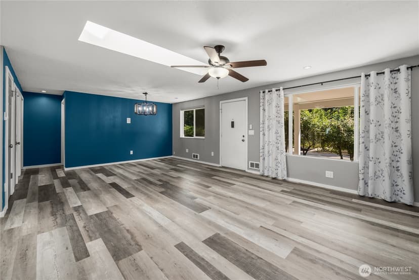 Property photo for 19109 57th Street E, Lake Tapps photo 4