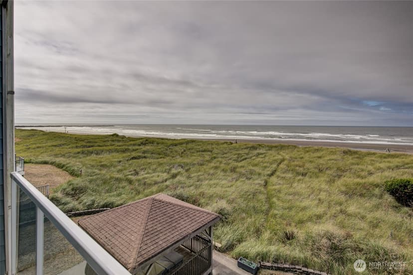 Property photo for 1335 Ocean Shores Boulevard SW #S34, Ocean Shores photo 24
