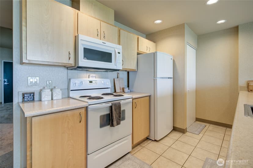 Property photo for 1335 Ocean Shores Boulevard SW #S34, Ocean Shores photo 13